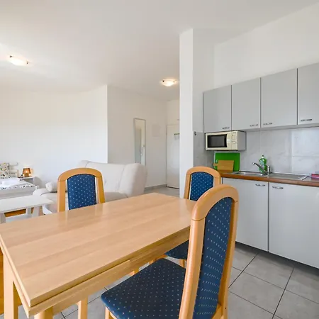 Apartman Lucas With Balconies