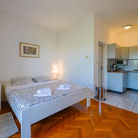 Apartman Lucas With Balconies *